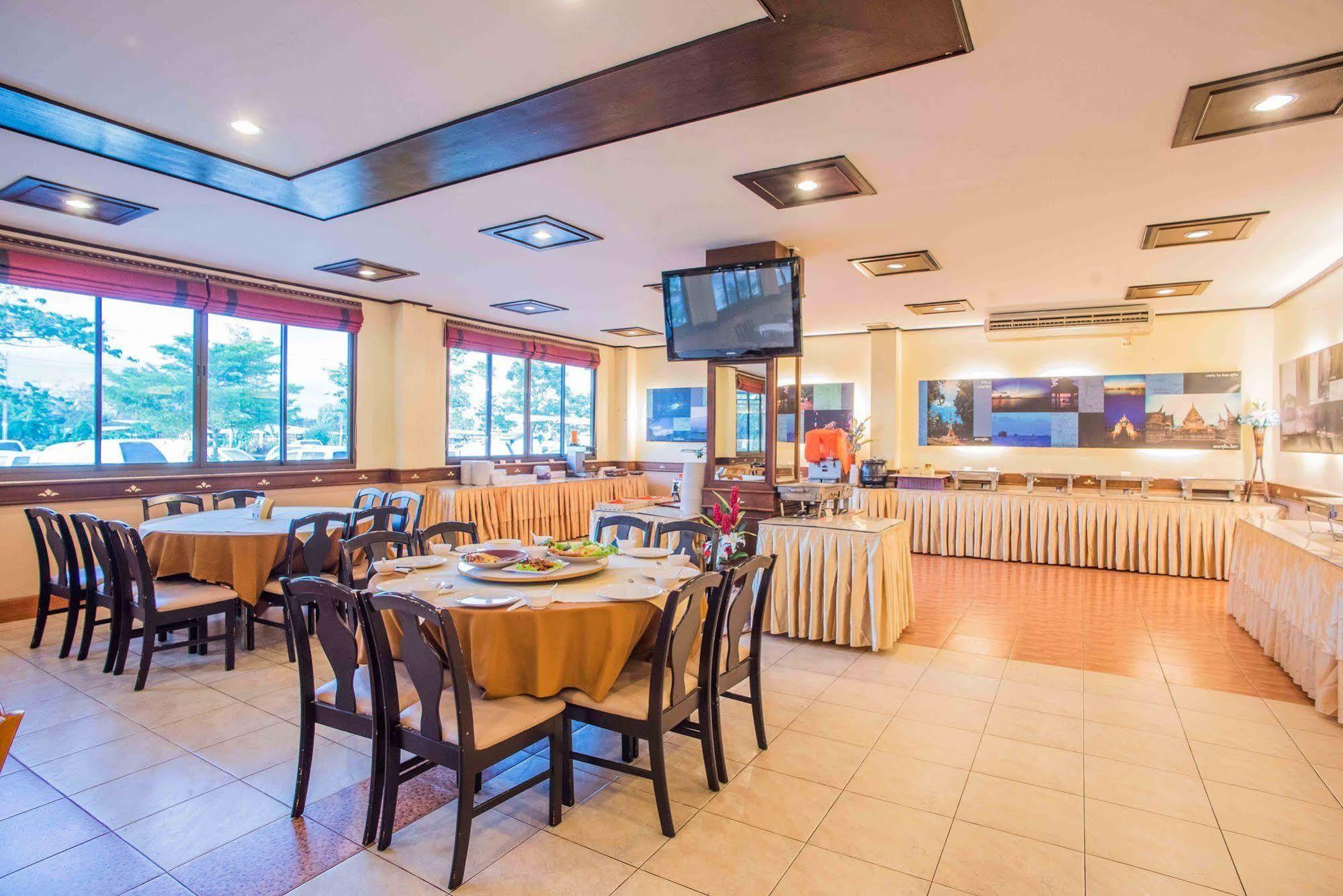 Bunjongburi Hotel Surat Thani Exterior foto